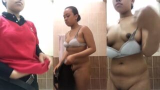 Bokep Ngintip Karyawan Toko Ganti Baju Hot