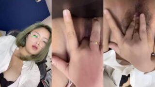 Bokep biara wati kacamata colmek 2 jari